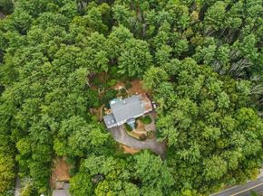 90 Southern Ave 90, Essex MA 01929