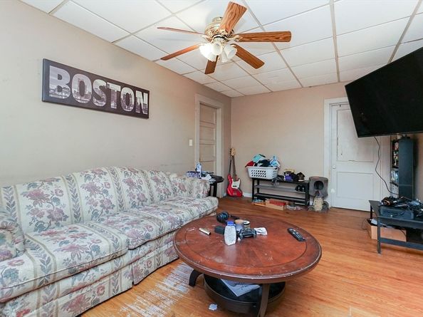 479 Main St, Hanson MA 02341