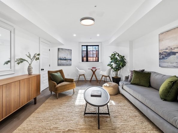 72 Oxford Street, Cambridge MA 02138