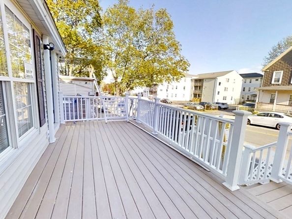 55 Mendon St, Worcester MA 01604