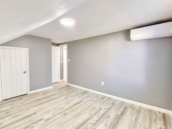 55 Mendon St, Worcester MA 01604