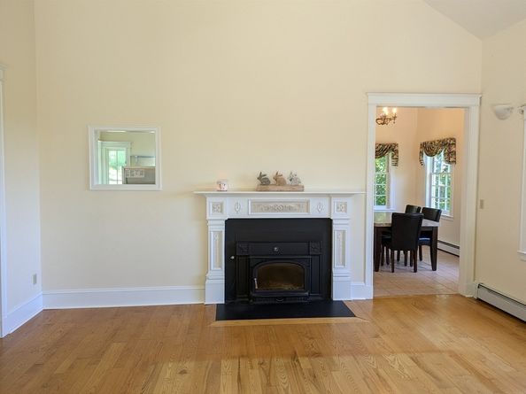 134 Mountain Rd, Princeton MA 01541