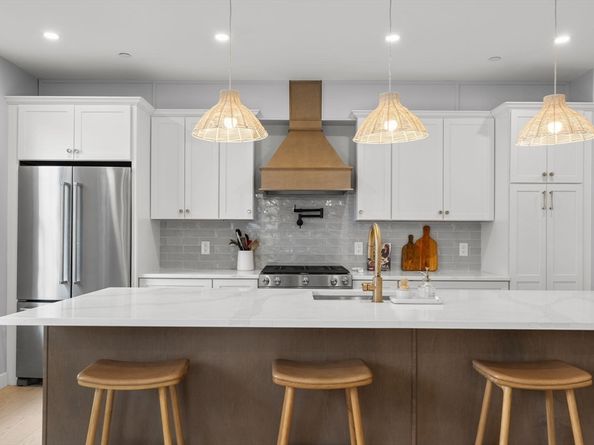 45 Dorset St 4, Boston MA 02125