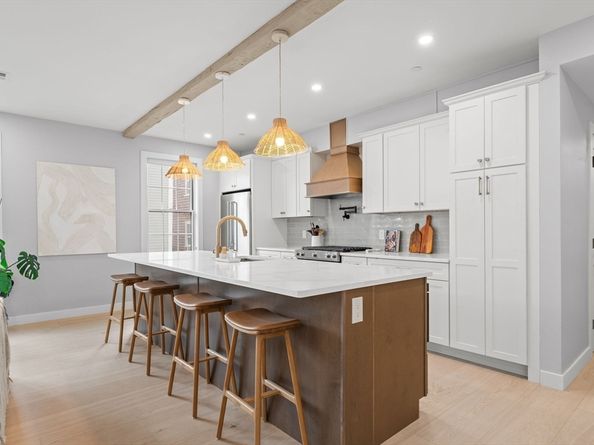 45 Dorset St 4, Boston MA 02125