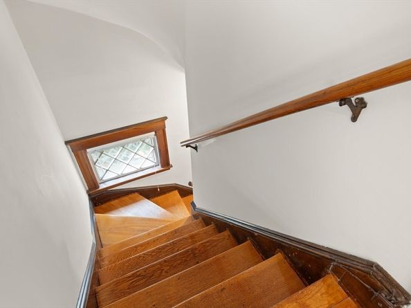 51 Southbourne Rd, Boston MA 02130