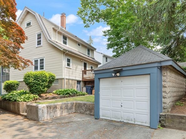 51 Southbourne Rd, Boston MA 02130