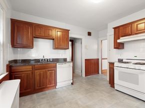 51 Southbourne Rd, Boston MA 02130