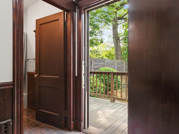 51 Southbourne Rd, Boston MA 02130