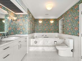 85 E India Row 33B/C, Boston MA 02110