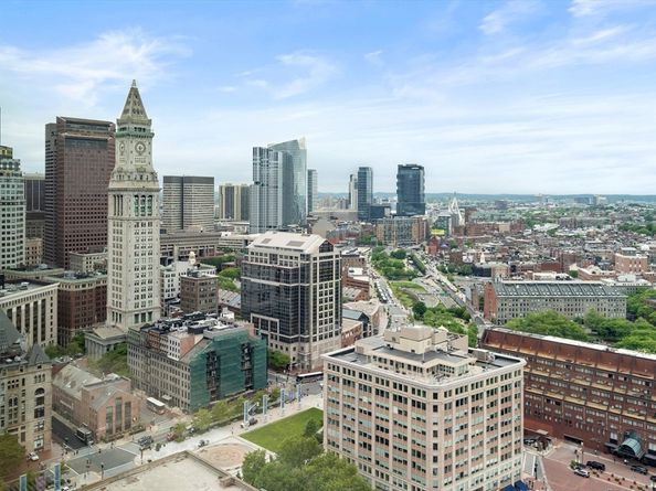 85 E India Row 33B/C, Boston MA 02110