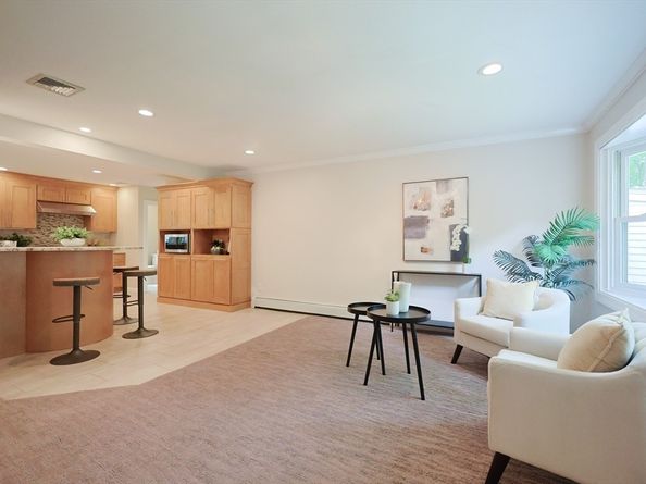 5 Taintor Dr, Sudbury MA 01776