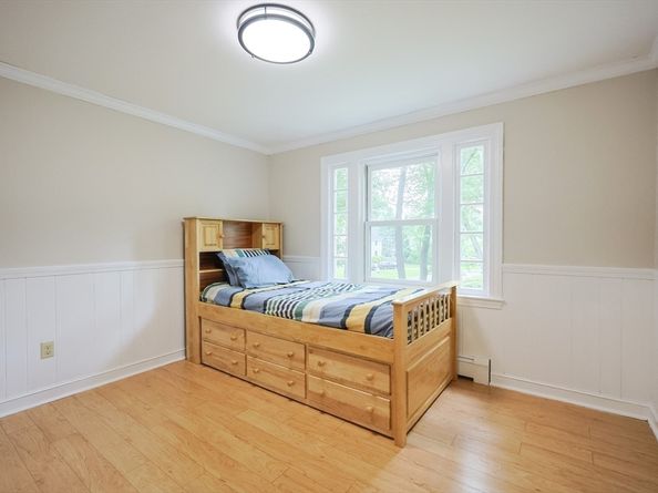 5 Taintor Dr, Sudbury MA 01776