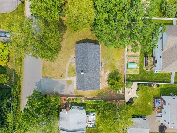 4 Sylvia Ave, Natick MA 01760
