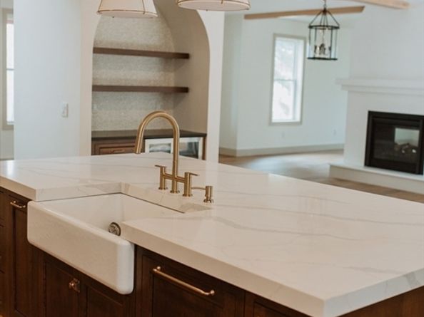 113 Newton St, West Boylston MA 01583