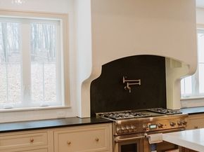 113 Newton St, West Boylston MA 01583