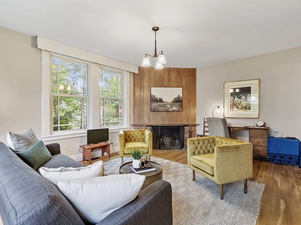 14 Thoreau Street, Concord MA 01742