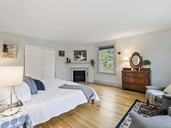 14 Thoreau Street, Concord MA 01742