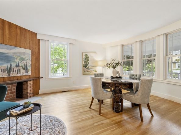 14 Thoreau Street, Concord MA 01742