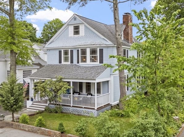 14 Thoreau Street, Concord MA 01742