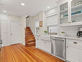 11 Windermere Park, Arlington MA 02476