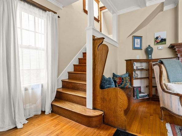 11 Windermere Park, Arlington MA 02476