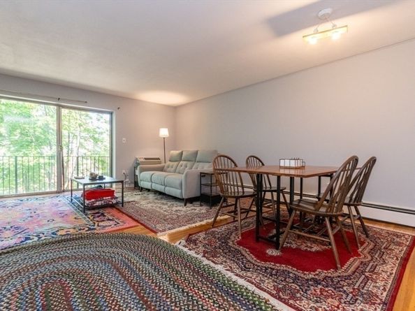 57 Saint Paul St. 19, Brookline MA 02445