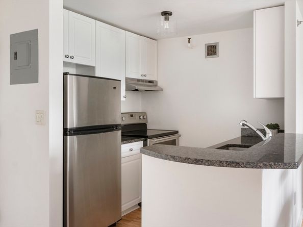 42 8th St 5304, Boston MA 02129