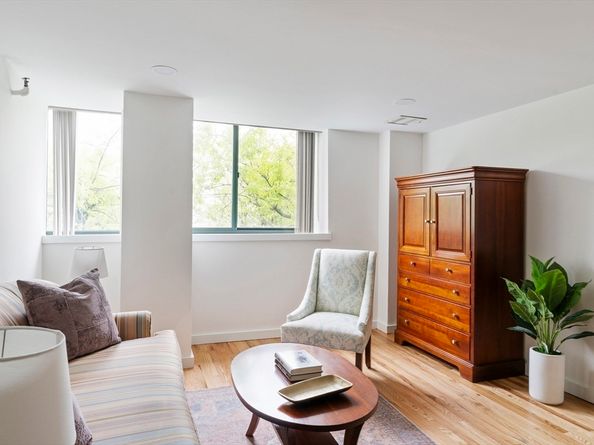 42 8th St 5304, Boston MA 02129