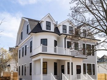 77 Thorndike Street