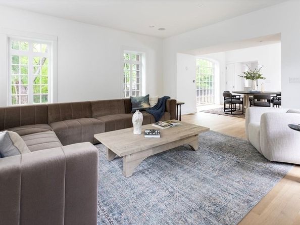 178 Ivy Street, Brookline MA 02446