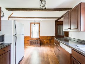 67 E Main St, West Brookfield MA 01585