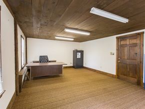 67 E Main St, West Brookfield MA 01585