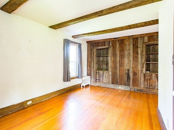 67 E Main St, West Brookfield MA 01585