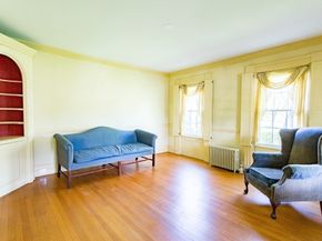 67 E Main St, West Brookfield MA 01585