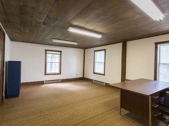 67 E Main St, West Brookfield MA 01585