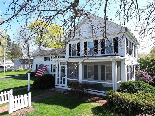 67 E Main St, West Brookfield MA 01585