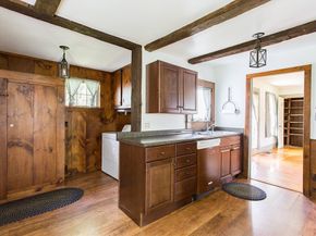 67 E Main St, West Brookfield MA 01585