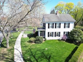 67 E Main St, West Brookfield MA 01585