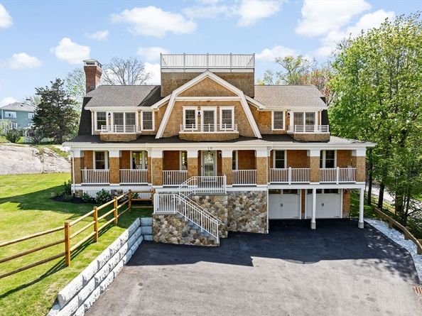 10 Ocean Ledge Dr, Cohasset MA 02025