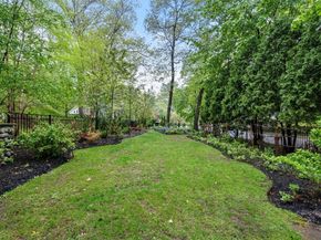110 Avalon Rd, Newton MA 02468