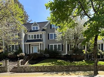 110 Avalon Rd