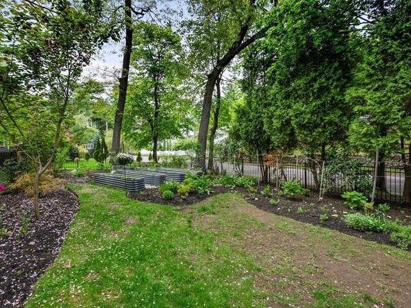 110 Avalon Rd, Newton MA 02468