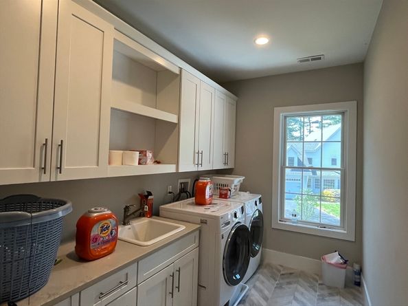 9 Schaffner Lane, Dover MA 02030