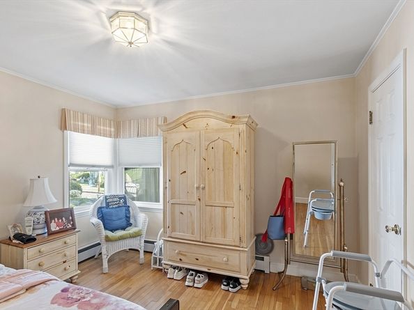 68 Spring Road, Nahant MA 01908