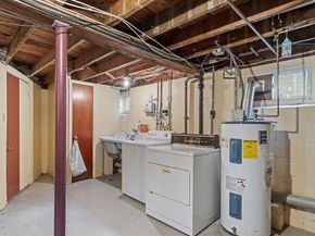 68 Spring Road, Nahant MA 01908