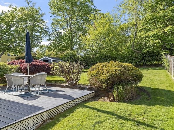 68 Spring Road, Nahant MA 01908