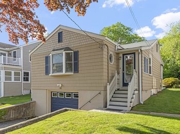 68 Spring Road