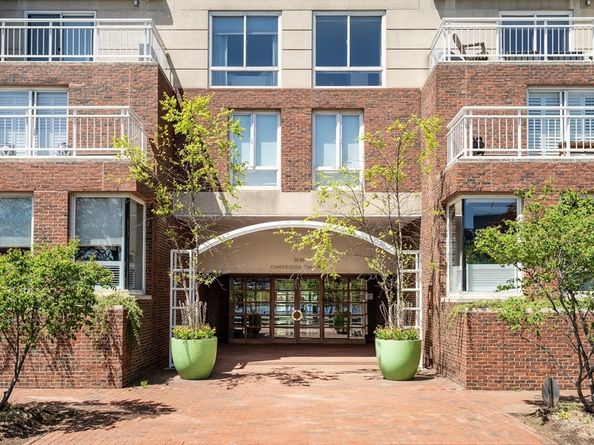 75-83 Cambridge Pkwy W403, Cambridge MA 02142