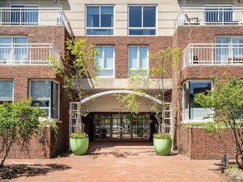 75-83 Cambridge Pkwy