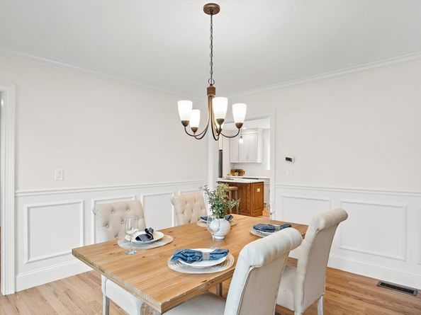 7 Locust Street, Woburn MA 01801